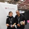 Con la señora Mitsuha de la empresa Mitsuha